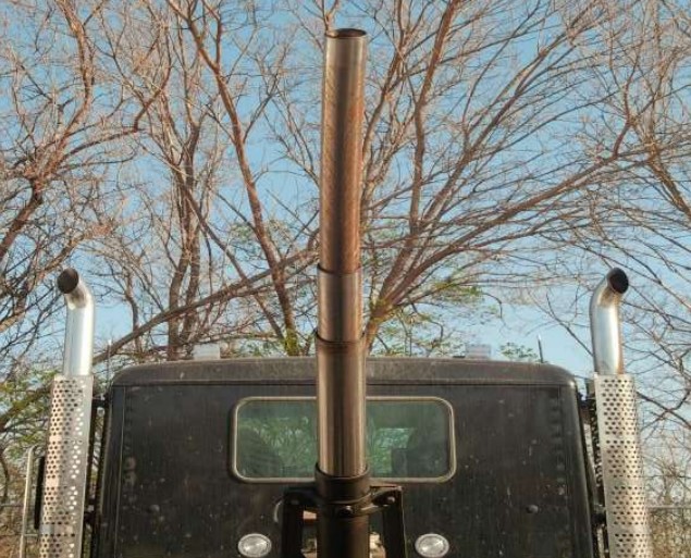 2025 Kenworth T880 Dump Truck - Image 9