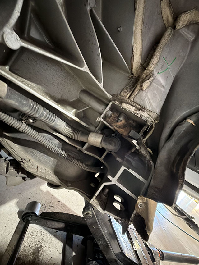 2025 Tesla Model S - Image 12