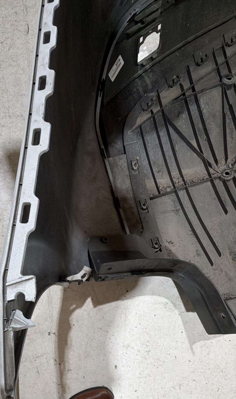 2025 Tesla Model S - Image 18