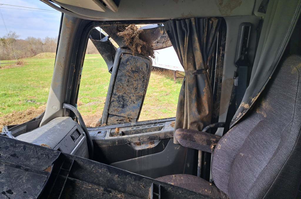 2025 Volvo VNL760 - Image 15