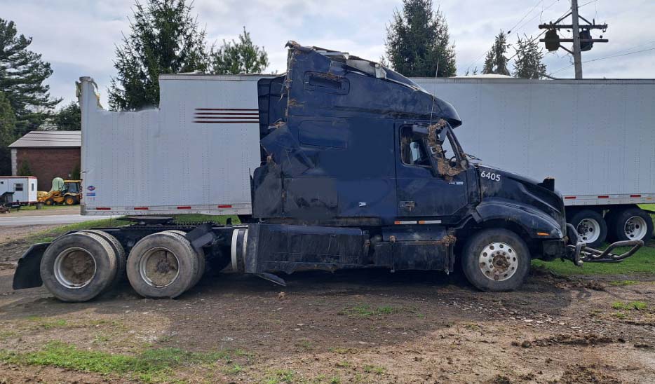 2025 Volvo VNL760 - Image 3