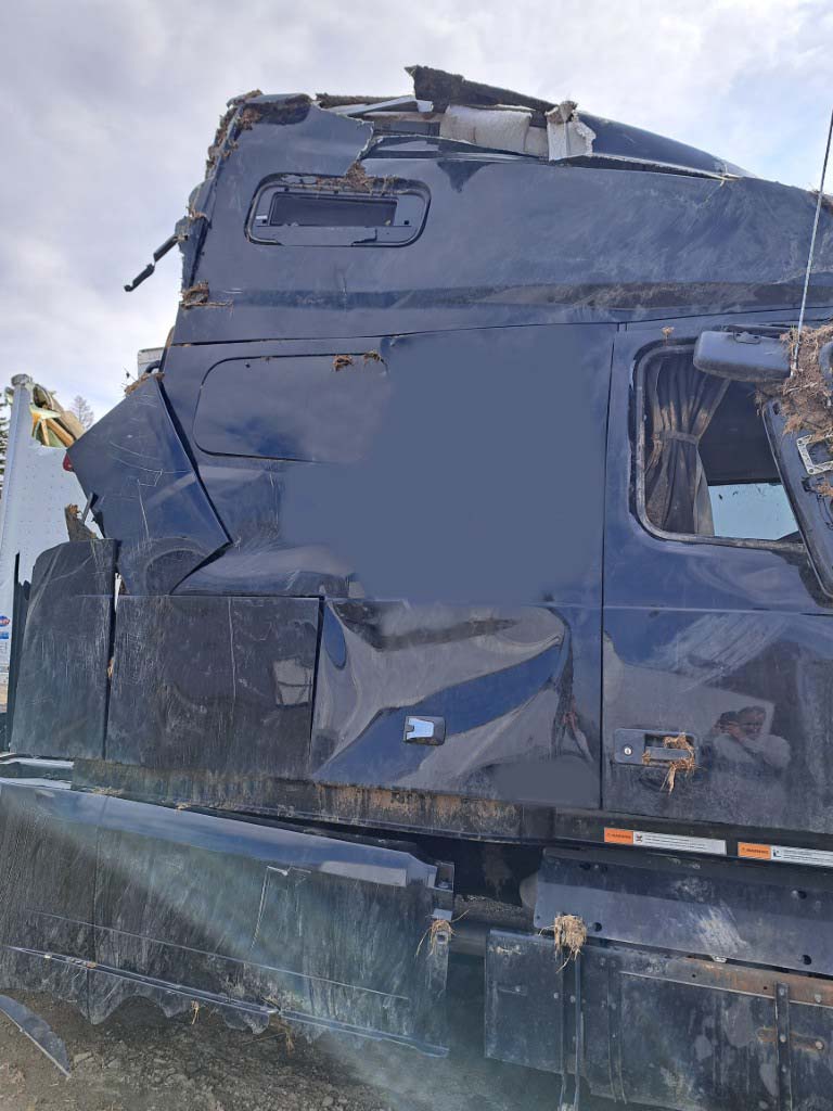 2025 Volvo VNL760 - Image 5