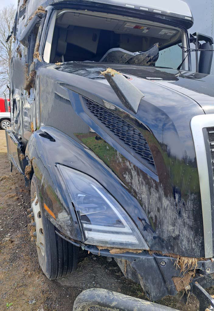 2025 Volvo VNL760 - Image 6