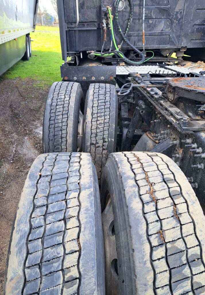 2025 Volvo VNL760 - Image 7