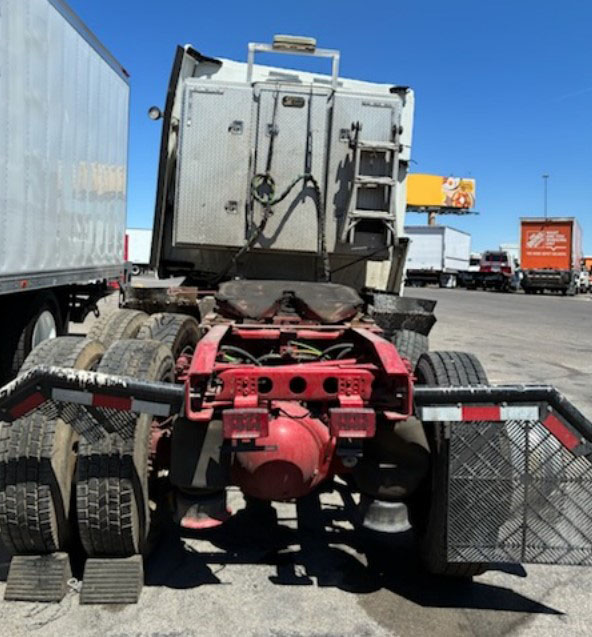 2026 International LT625 - Image 3