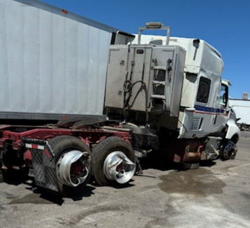 2026 International LT625 - Image 5