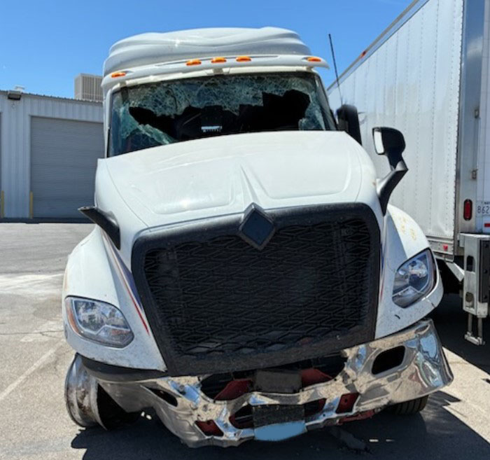 2026 International LT625 - Image 9