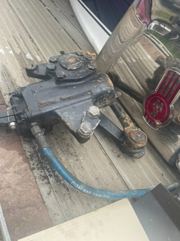 2026 Kenworth W990 - Image 26