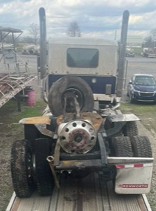 2026 Kenworth W990 - Image 6