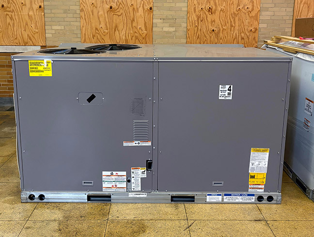 Carrier AC Unit - Image 2