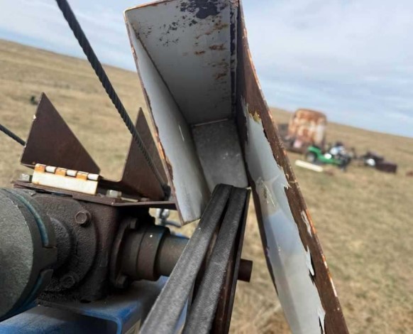 2001 Brandt 845 Auger - Image 4