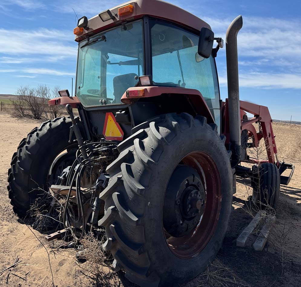 CASE IH Maxxum MX110 Tractor - Image 5