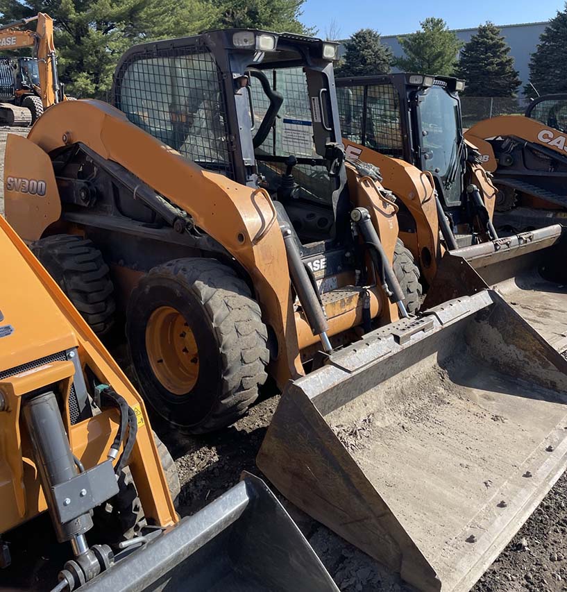 2015 CASE SV300 Skid Steer - Image 2