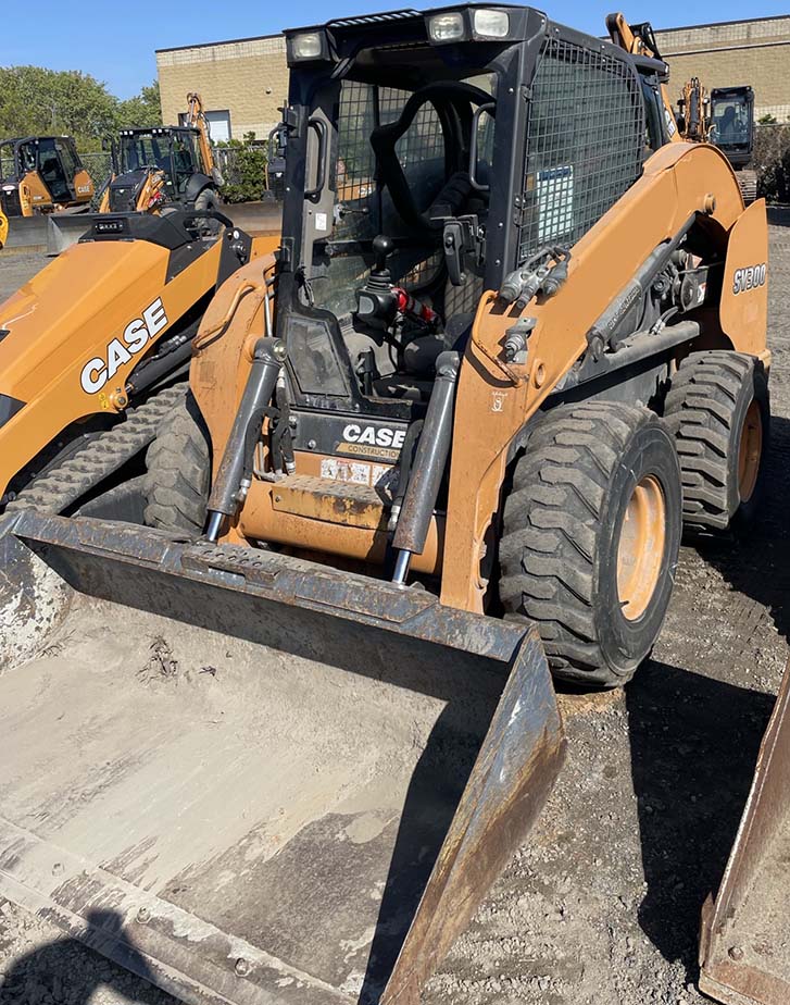2015 CASE SV300 Skid Steer - Image 4