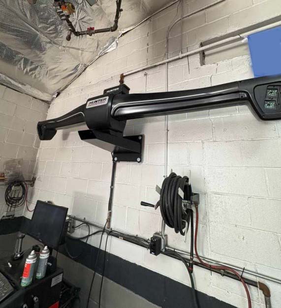 Various Tire Service Equipment - Image 5