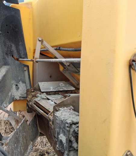 2020 Fisher Tempest 2.2 Poly Caster Salt Spreader - Image 8