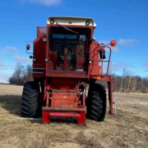 International 1420 Combine