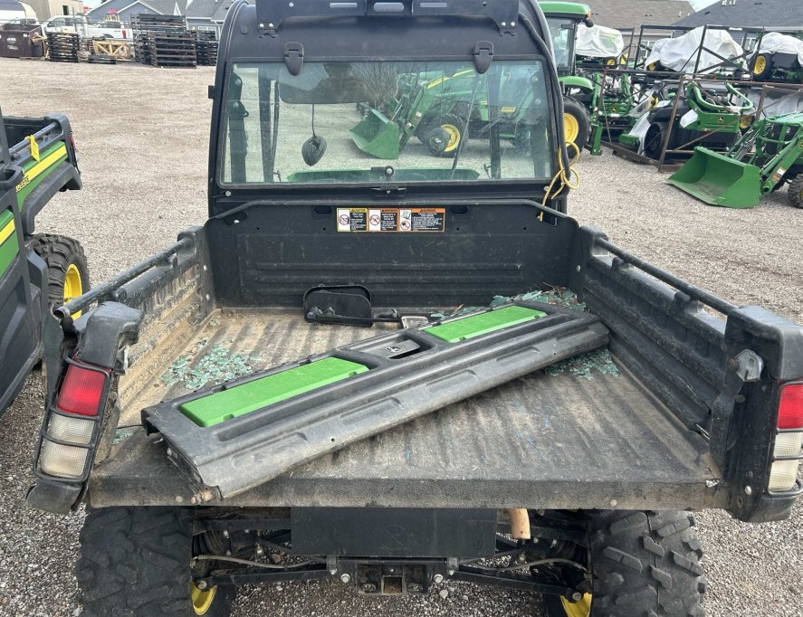 2016 John Deere 825I XUV - Image 7