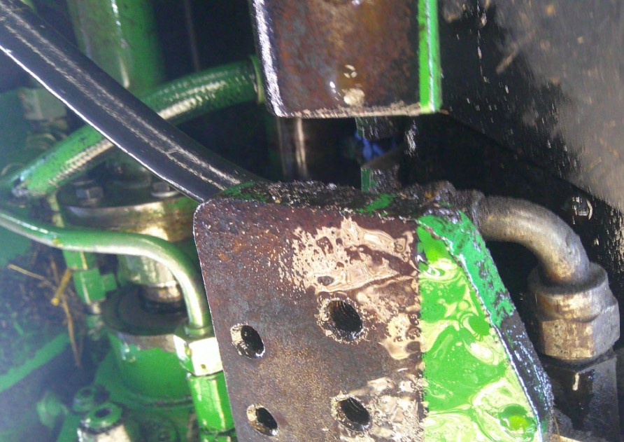 1999 John Deere 8300 Tractor - Image 10