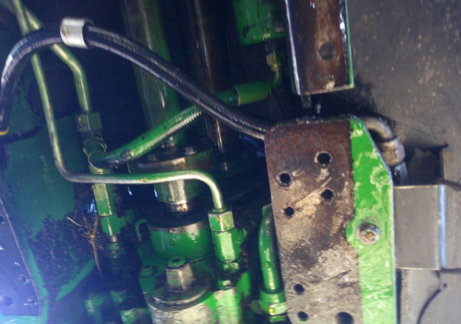 1999 John Deere 8300 Tractor - Image 18