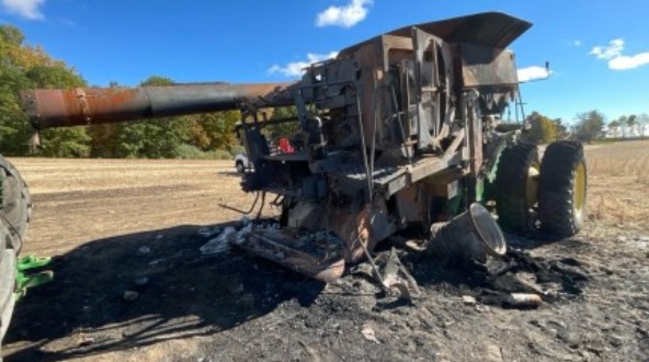 2011 John Deere s770 Combine - Image 5