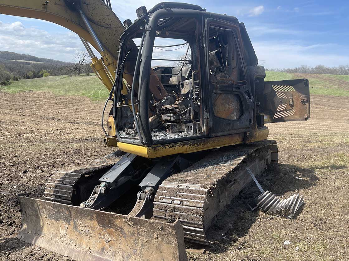 2017 Kobelco SK140SR LC-5 Excavator - Image 2