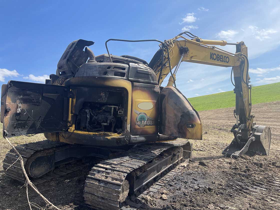 2017 Kobelco SK140SR LC-5 Excavator - Image 5