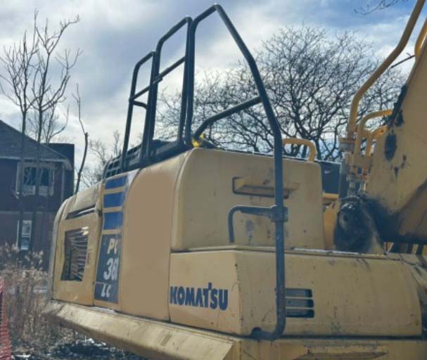 2015 Komatsu PC360LC-10 Excavator - Image 5