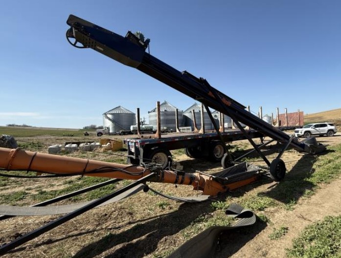 2024 Kwik-Belt 1838 Grain Conveyor