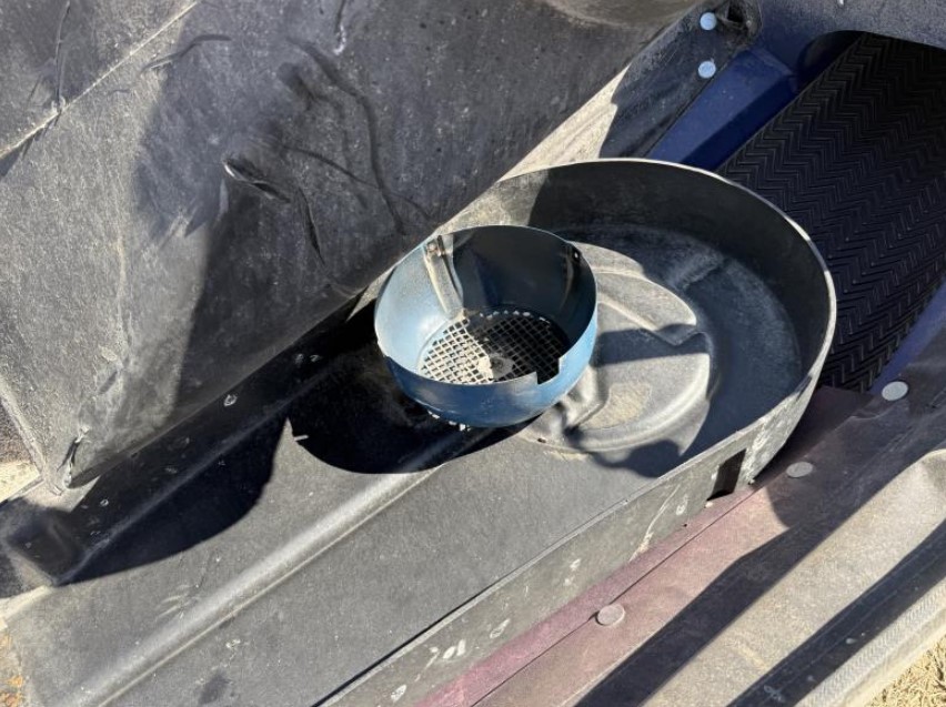 2024 Kwik-Belt 1838 Grain Conveyor - Image 10