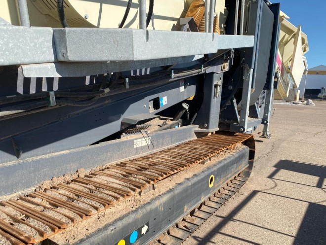 2023 Metso S2.11 Mobile Scalping Screen - Image 2