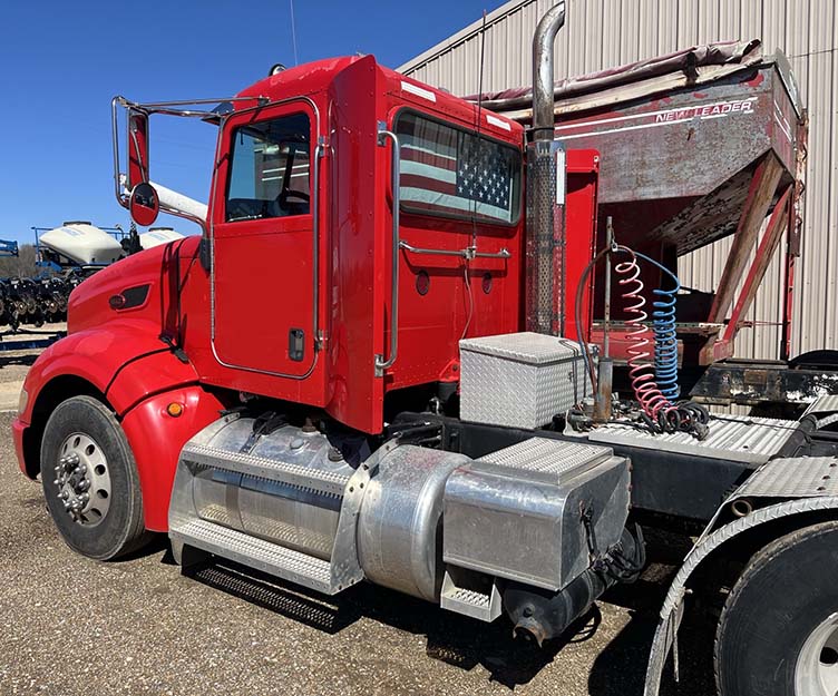 2011 Peterbilt 386
