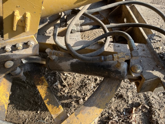 Flink 11PA4860 APW Snow Plow - Image 14