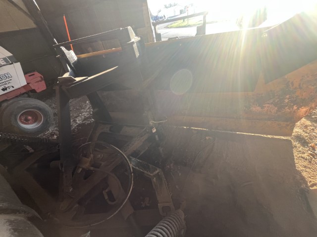 Flink 11PA4860 APW Snow Plow - Image 6