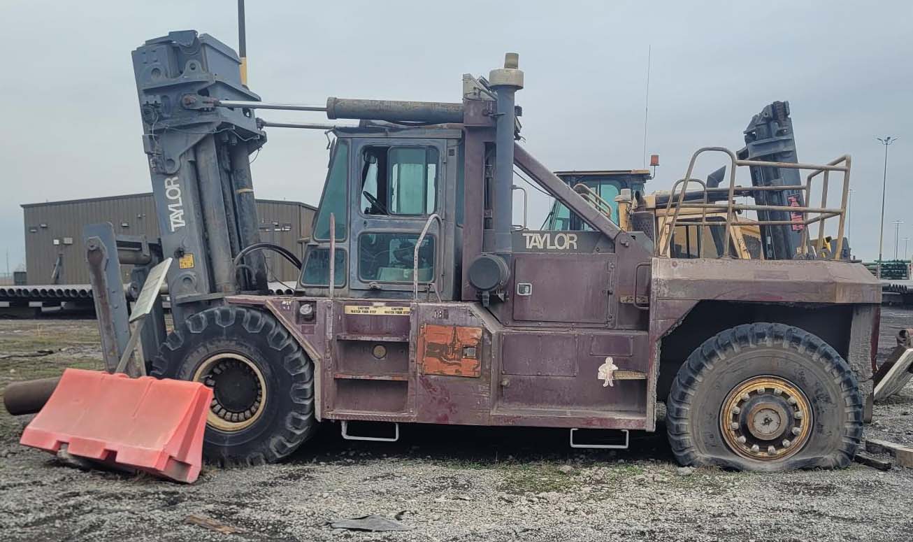 Various Equipment - Image 6