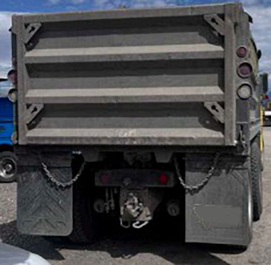 1981 Kenworth W900 Dump Truck - Image 3