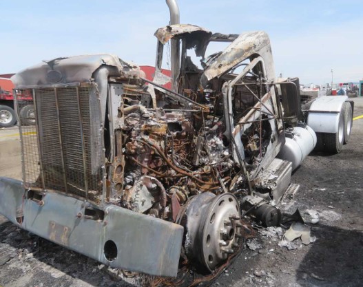 1986 Peterbilt 359 - Image 2