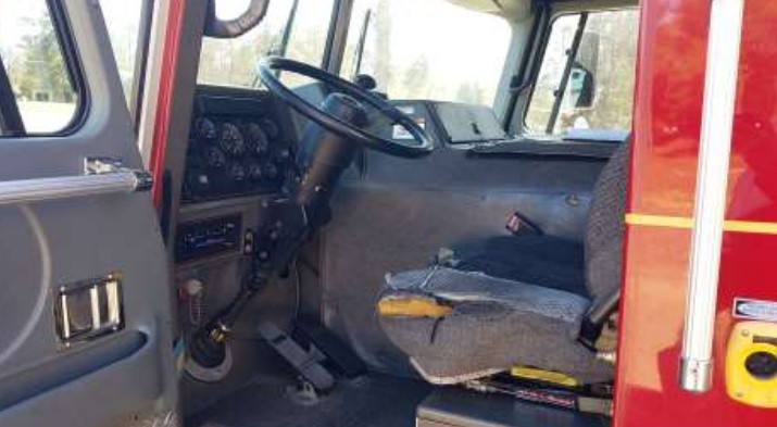 1999 E-One Fire Truck - Image 9