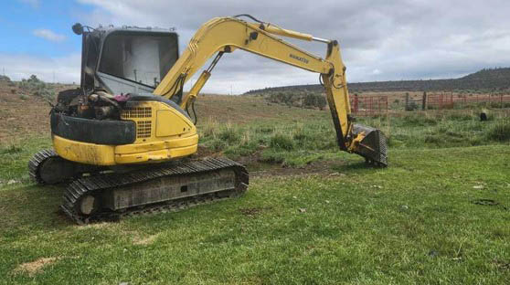 2002 Komatsu PC78US-5 Excavator - Image 3