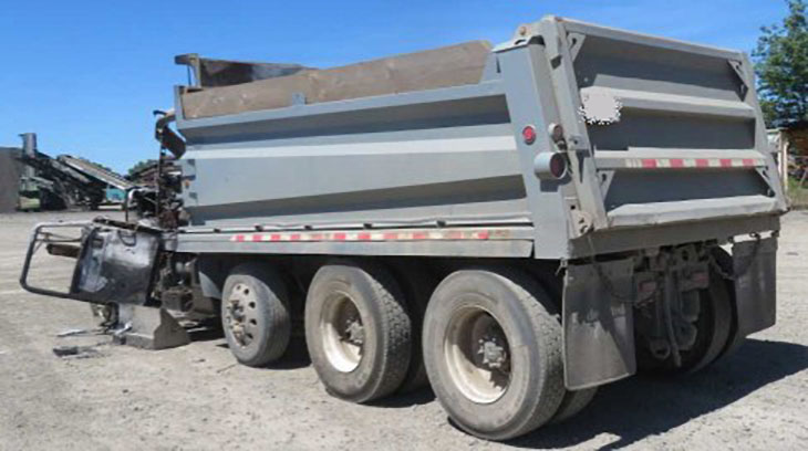 2002 Peterbilt 378 - Image 5