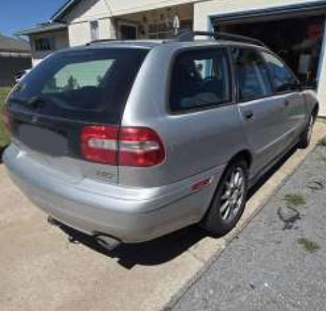 2003 Volvo V40 - Image 3