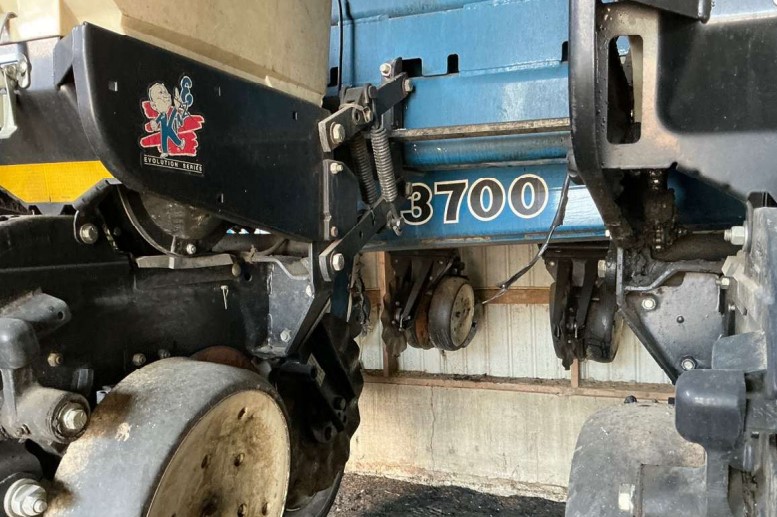 Kinze Planters - Image 12