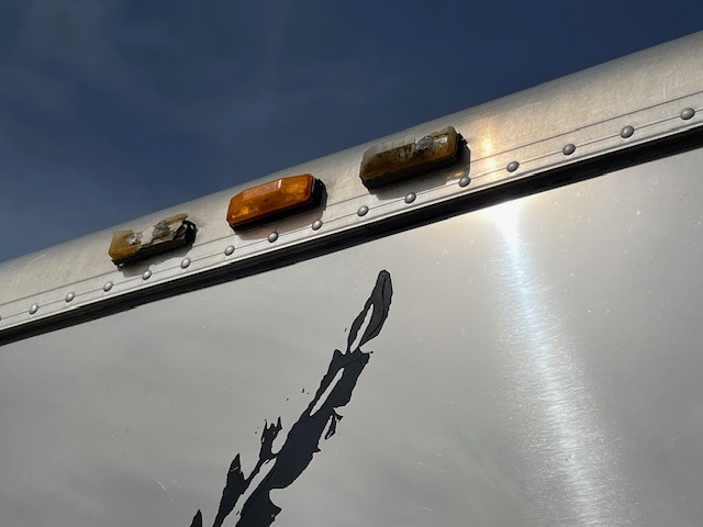 2005 Featherlite Trailer - Image 19