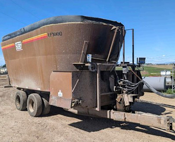 2005 Kirby LP1000 Feed Wagon - Image 3
