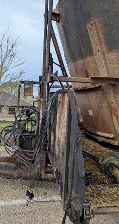 2005 Kirby LP1000 Feed Wagon - Image 9