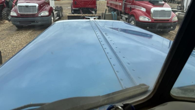 2005 Peterbilt 379 - Image 10