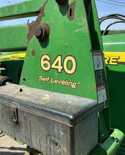 2005 John Deere 6220 Tractor - Image 3