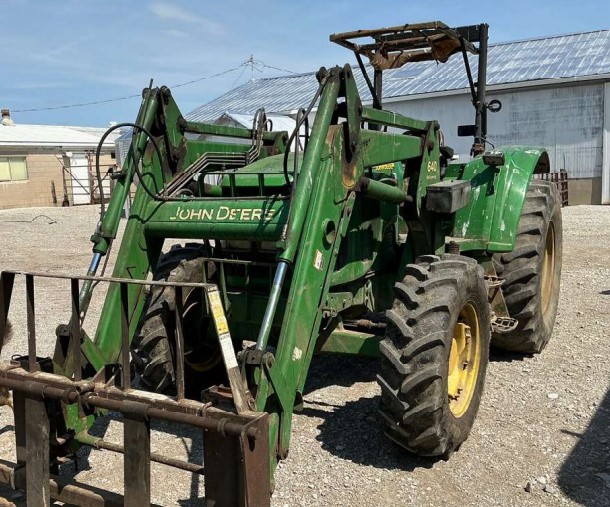 2005 John Deere 6220 Tractor - Image 6