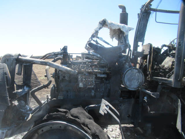 2007 CASE IH 305 Magnum Tractor - Image 12