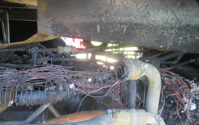 2007 CASE IH 305 Magnum Tractor - Image 24